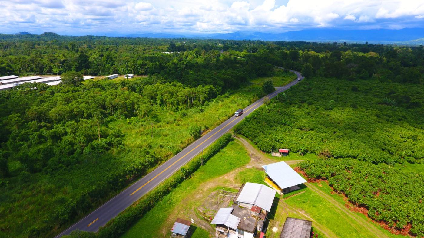 Vía a Quevedo – Puerto Limón